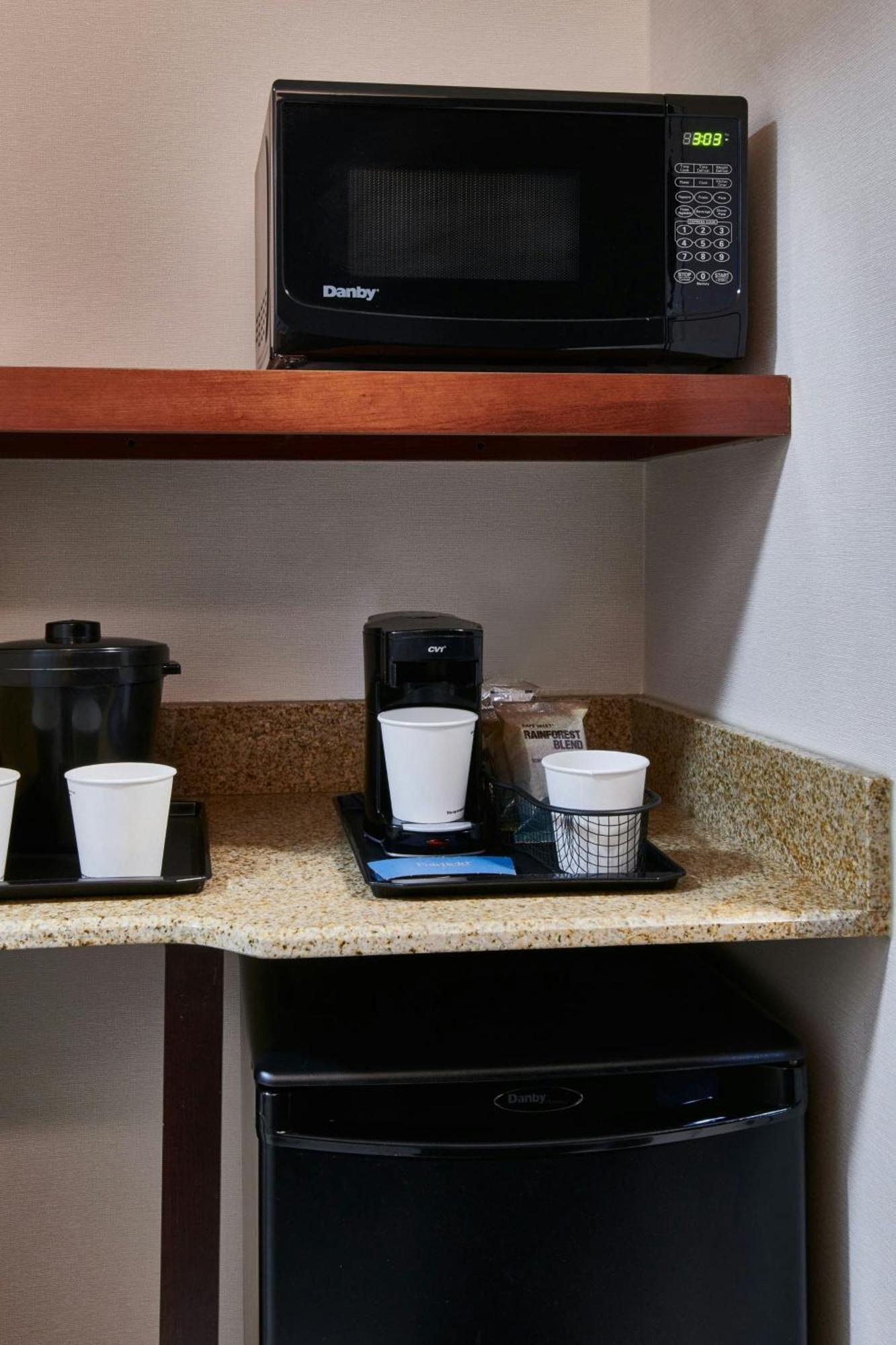 Fairfield Inn & Suites Detroit Livonia Eksteriør bilde